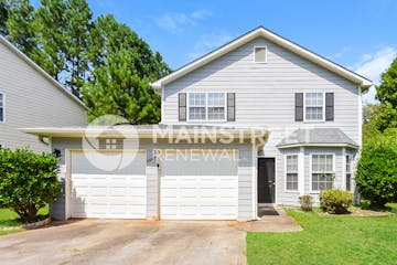 4642 Latchwood Dr Lithonia, GA 30038